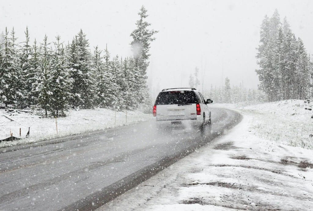 Cold Weather Car Care: A Comprehensive Winter Checklist 