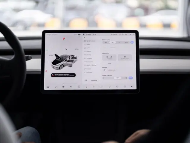 How to Fix Tesla Model 3 Rattling Noise: Common Causes and Solutions